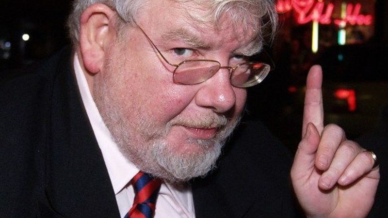 Harry Potter actor Richard Griffiths dies