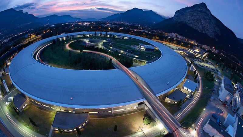 Synchrotron cabal brings SA into the light