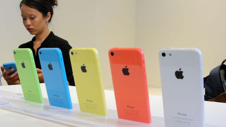 Not So Cheap Iphone 5c Stumps Investors The Mail And Guardian