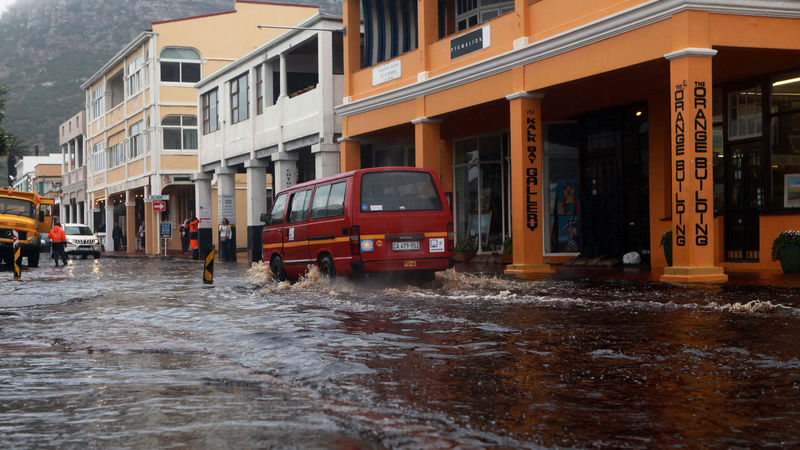 Sodden Cape Town begins mopping up