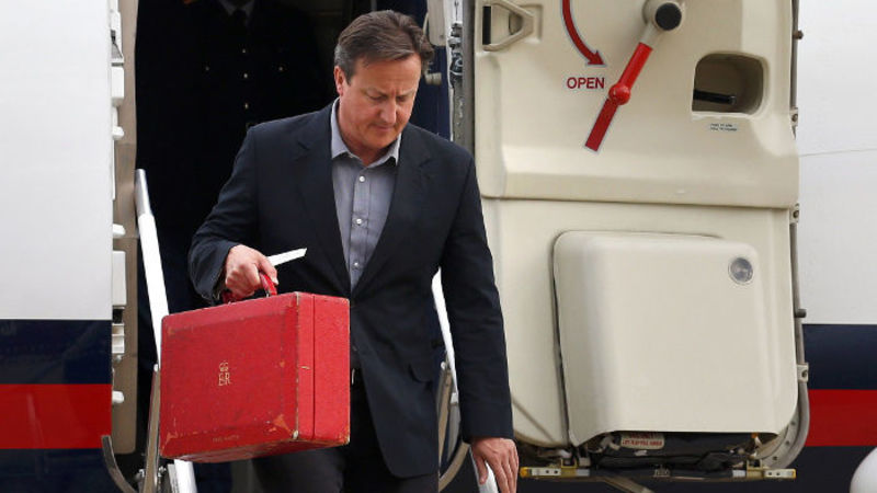 Britain prepares to vote in election cliffhanger