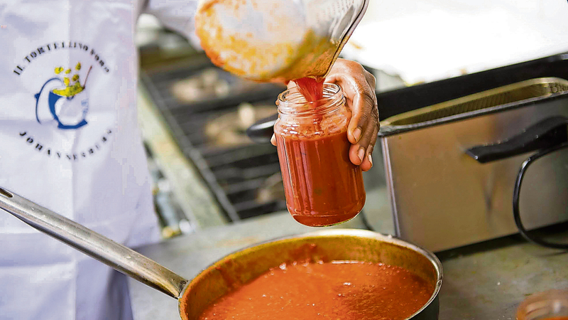 Sublime Tomato Sauce Has A Thin Skin