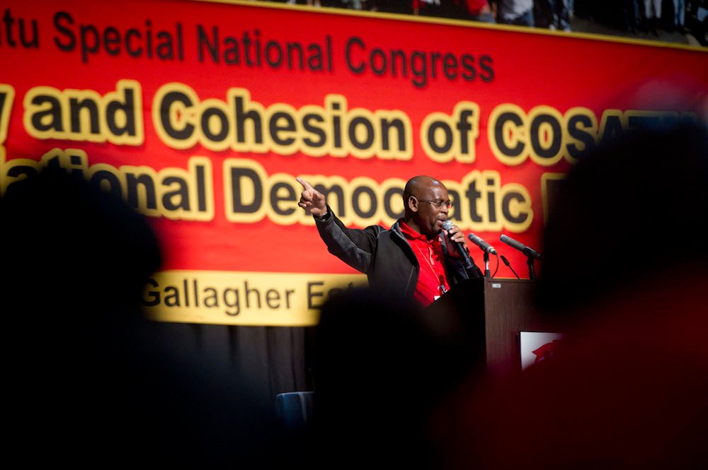 Cosatu top brass clings to leadership