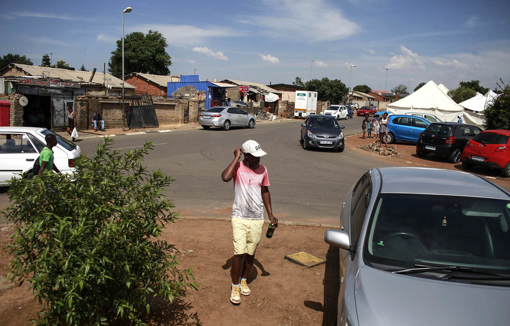 ‘Is fokol is nex’: The South Western side of life