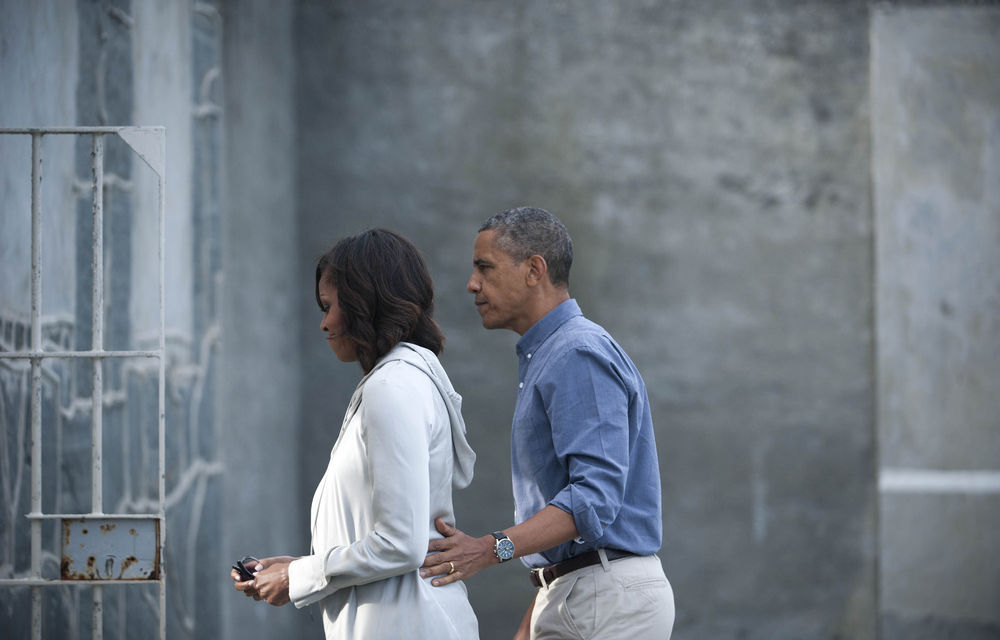 Michelle and Barack Obama visit Robben Island.