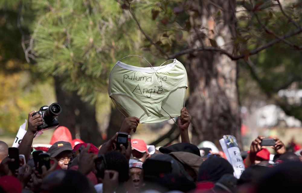 Sadtu members resort to personal insult at their march last week.