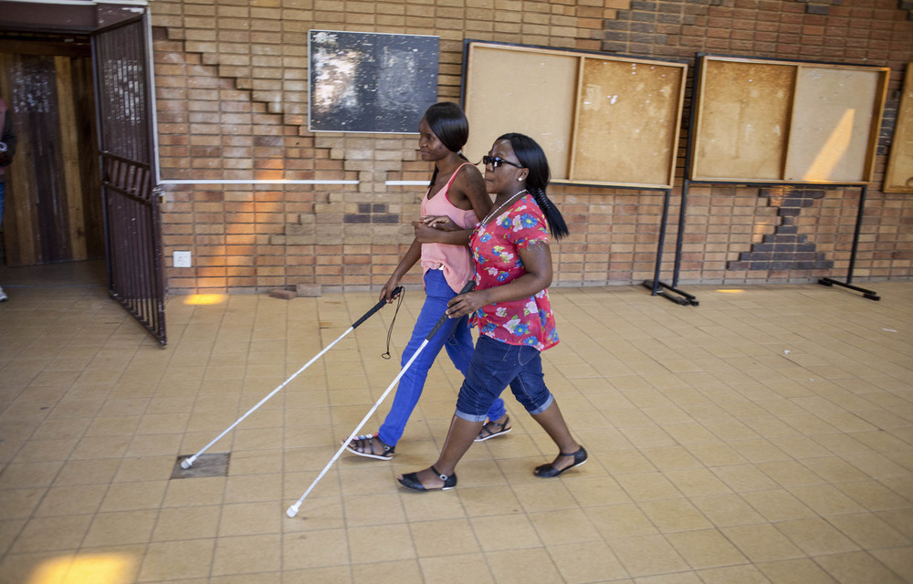 Ndivhuwo Matshanisi and Alina Mofana say that the braille facilities at the university are insufficient and that classes are inaccessble.