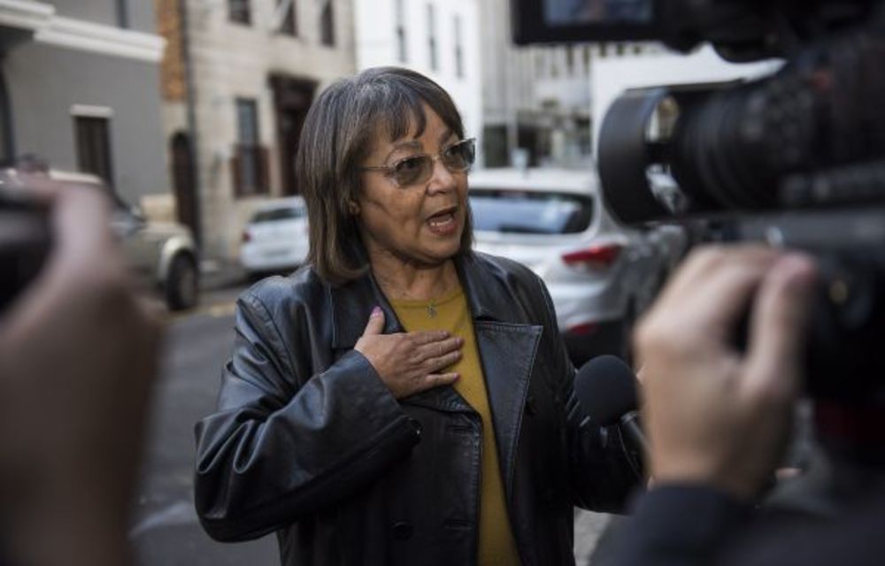 DA insists Patricia de Lille must resign as charges are laid against her