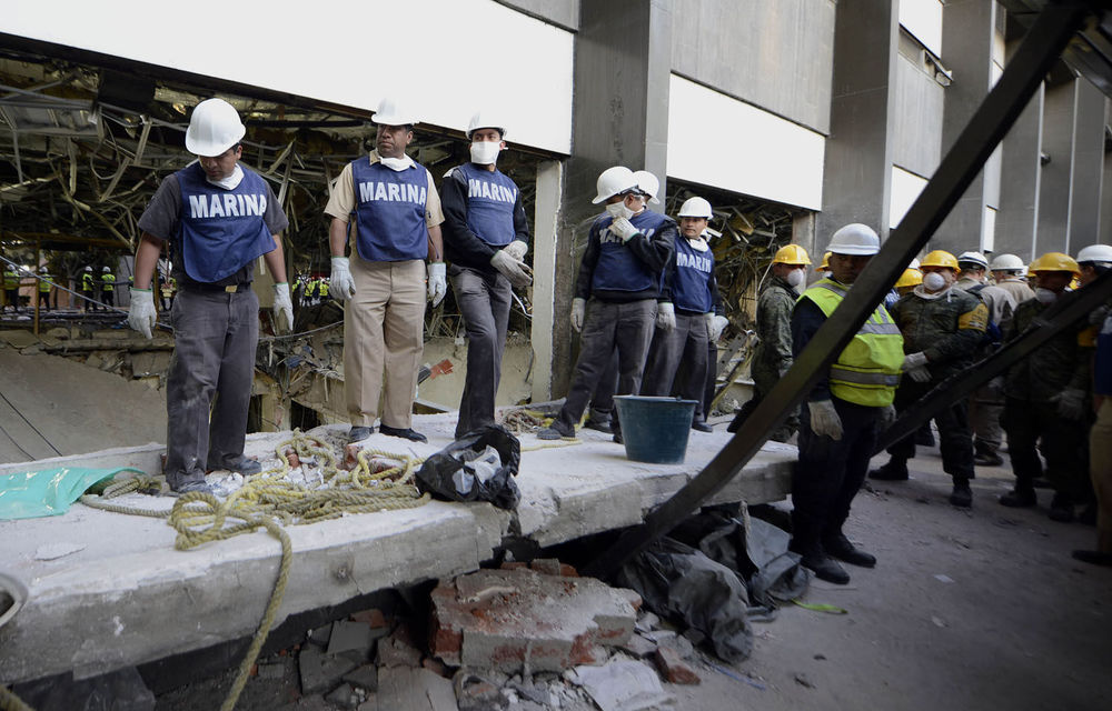 Mexico oil blast death toll rises to 36