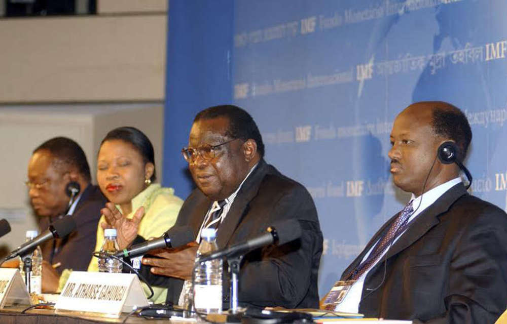 Cashgate: Malawi ministers put public first