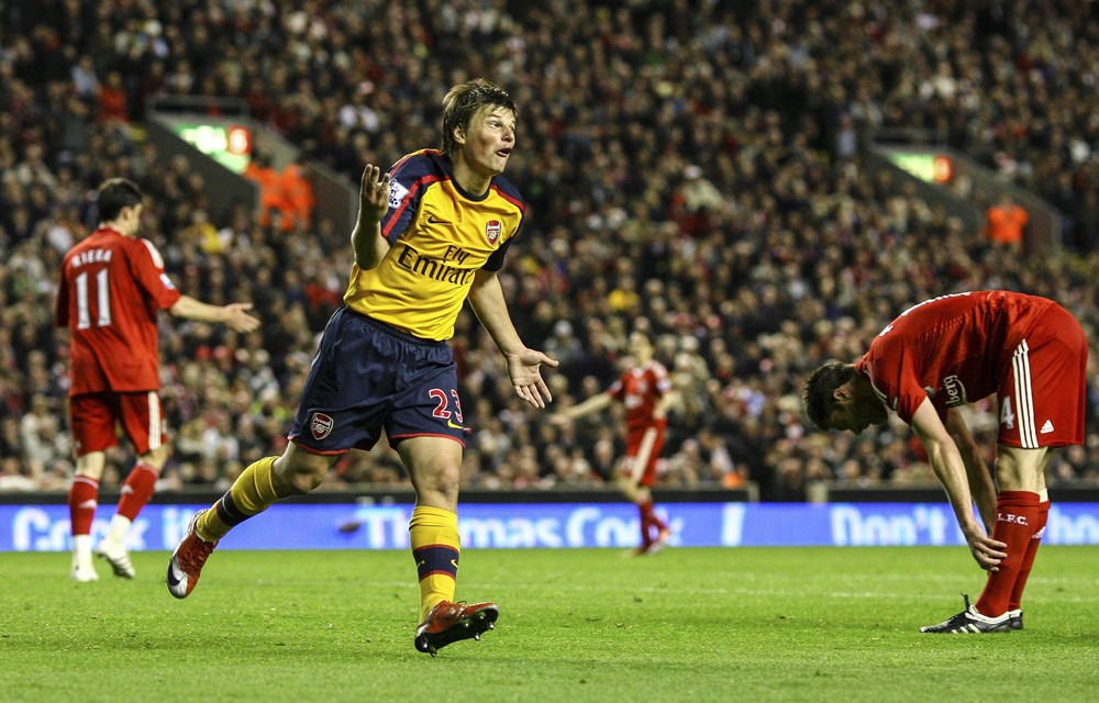 Arsenal’s Andrey Arshavin celebrates scoring his team’s fourth goal against Liverpool in 2009.