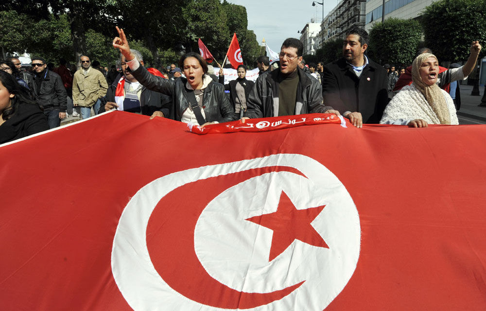 Tunisia suspends talks on new PM