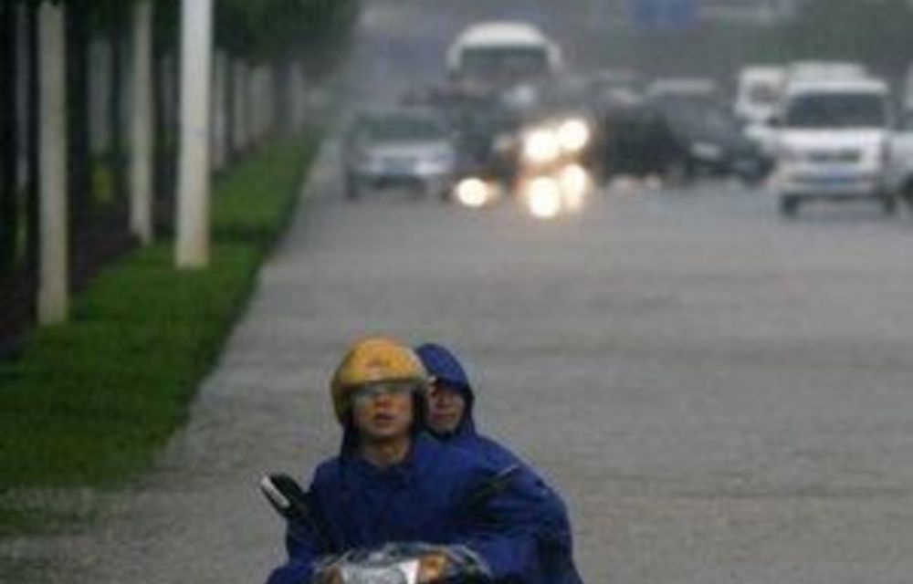 Millions displaced in worst China floods in 20 years