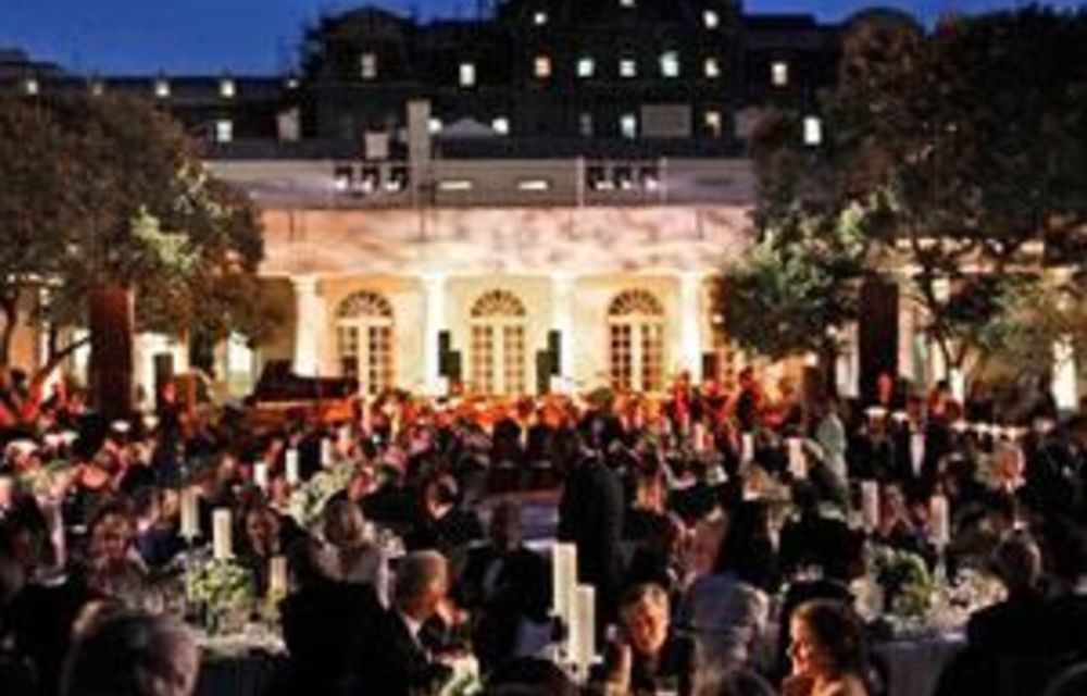 Tuna tartare and strudel at al fresco feast for Merkel