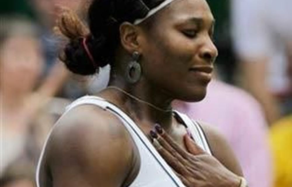 Serena in tears, Federer, Djokovic in flying starts