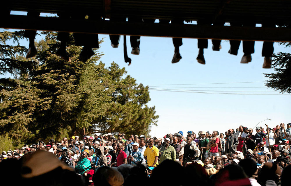 As wildcat strikes consume the troubled mining sector