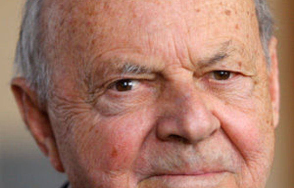 Us Painter Cy Twombly Dies Aged 83