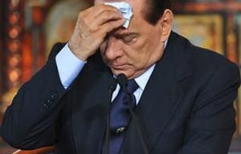 Berlusconi Loses Majority