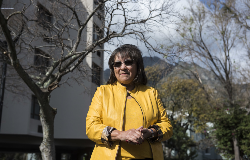 De Lille to take Bowman report to court