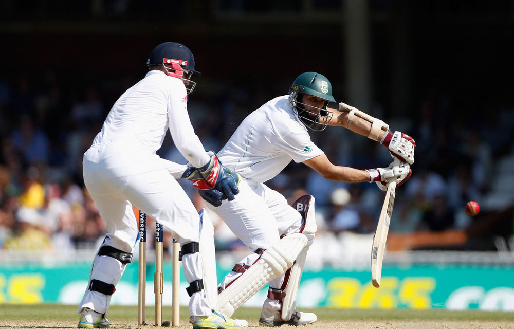 Proteas batsman Hashim Amla rose to third position on the ICC's Test batting rankings.