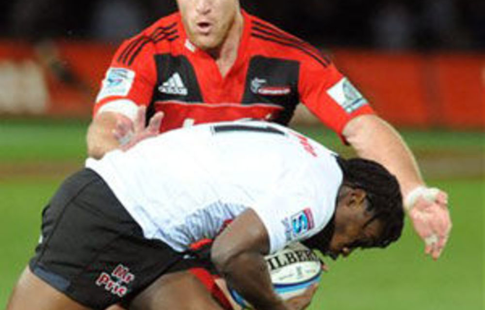 Crusaders crush Sharks to reach Super semis