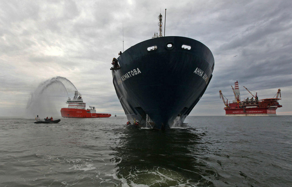 Russia halts gas project in Arctic