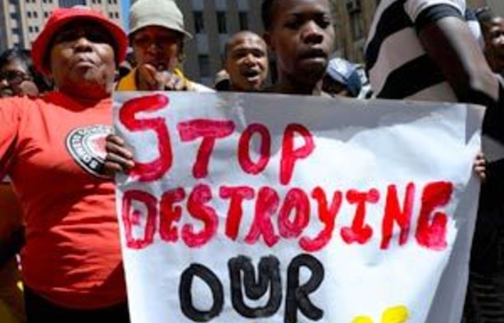 Thousands join Earthlife protesters in march on Eskom