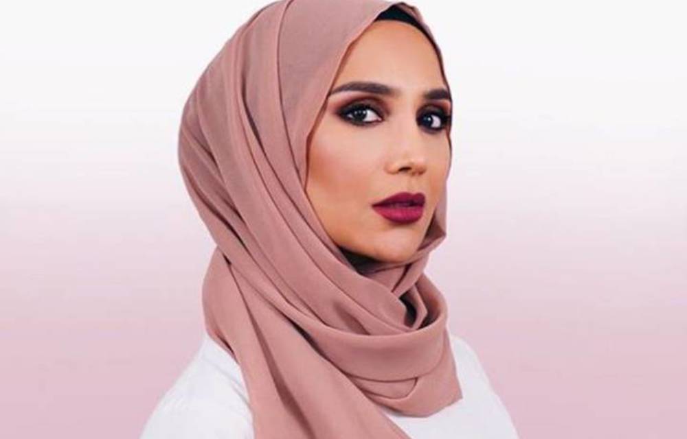 Hijab model pulls out of L’Oreal campaign over Israel tweets