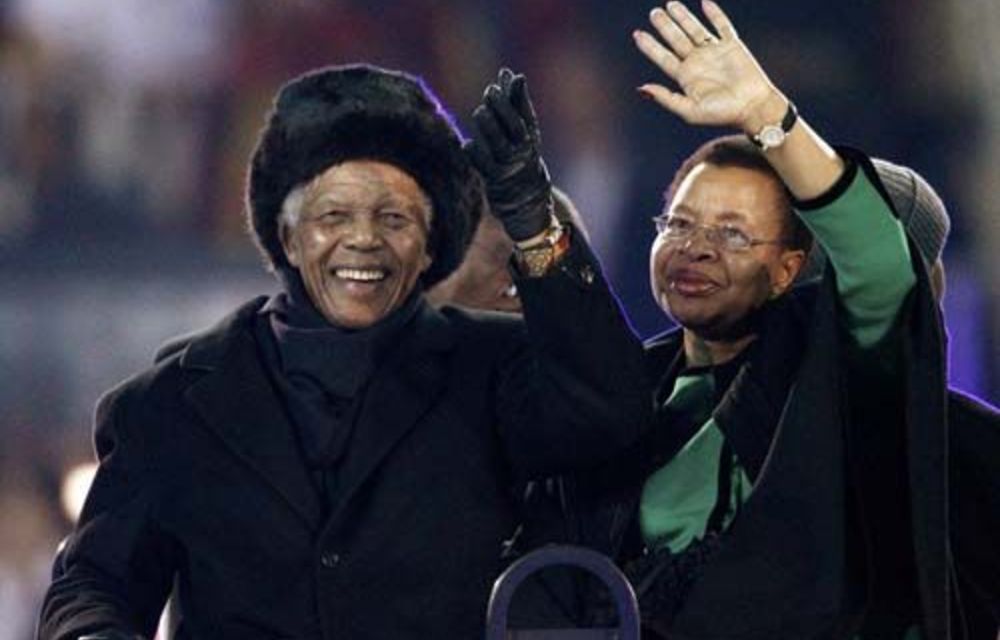 Mandela Drops In On World Cup Final