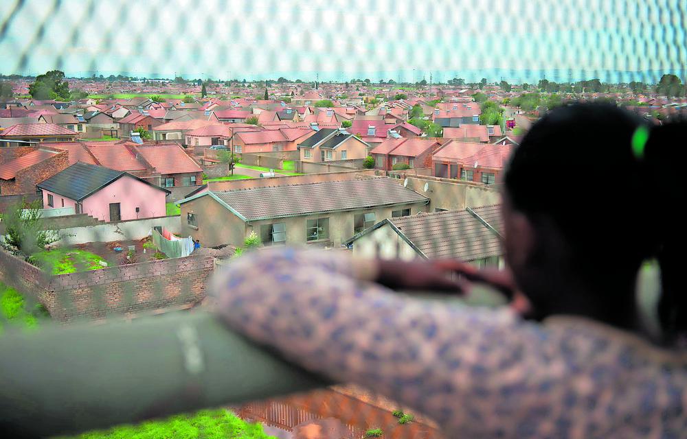 Gauteng MEC for human settlements Dikgang Moiloa is delighted that thousands have embraced the premier’s call for people to start building their own houses.