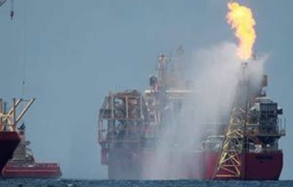 Bp: Leak In Choke Line Delays Oil Cap Test