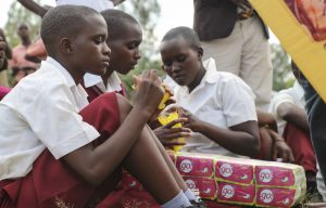 Many school learners can’t afford sanitary pads. But an organisation in Rwanda is working with the country’s banana farmers to change this.