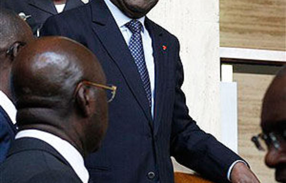 Gbagbo accuses foreign powers of wooing army