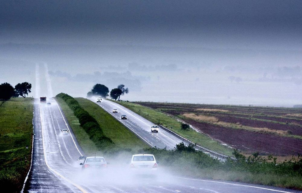 N4 toll corridor on the right Trac