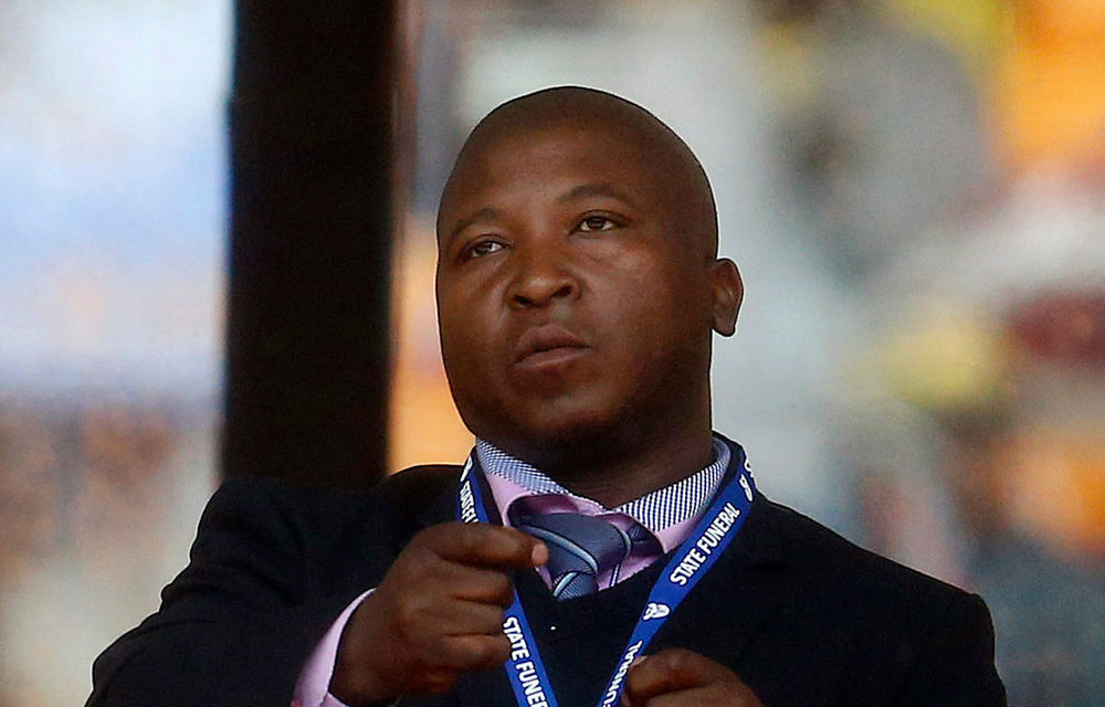 Mandela memorial interpreter convicted of theft