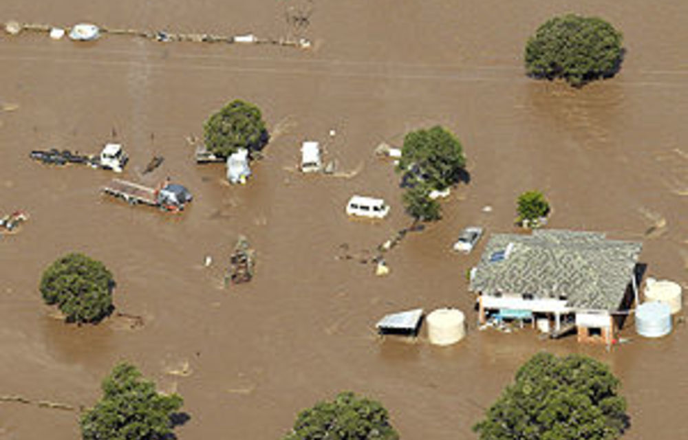 Flood disaster digs deep in Aussie psyche