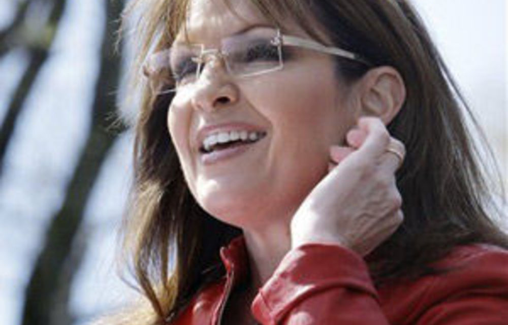 Palin says hacker disrupted campaign and personal life