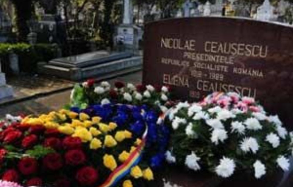 Dictator Ceauşescu's Gifts Go Under The Hammer