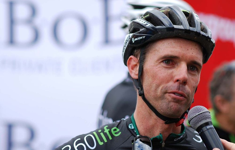 Cyclist David George has admitted taking the banned drug EPO.