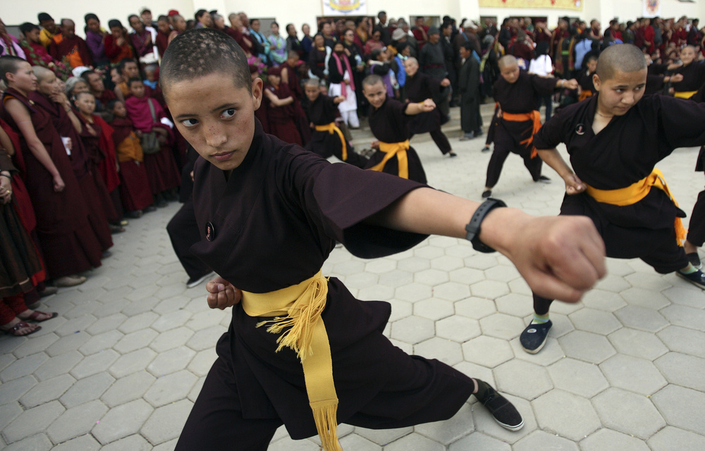 ‘Kung Fu’ nuns cycling for the environment