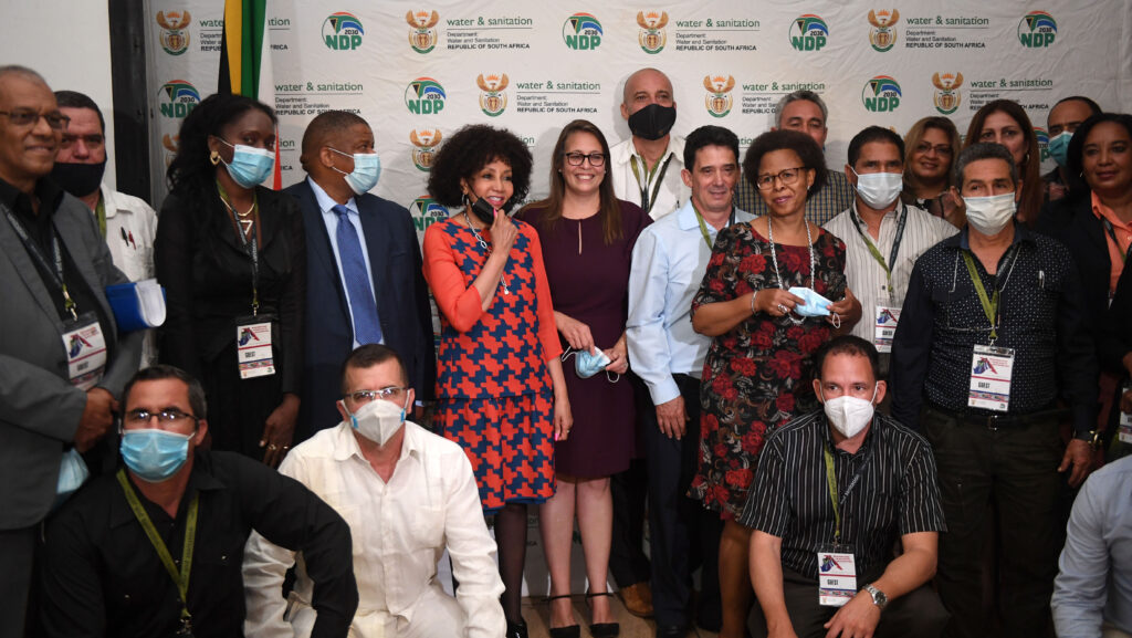 South African Minister Sisulu Introduces Cuban Engineers In Pretoria