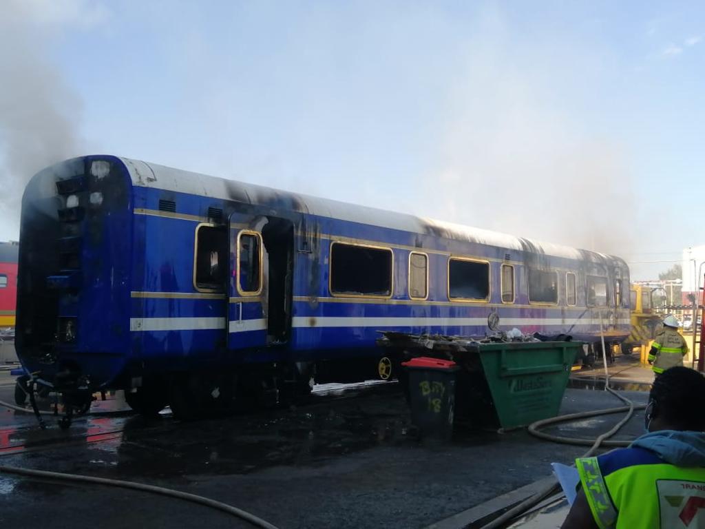 Luxury Blue Train goes off the rails again