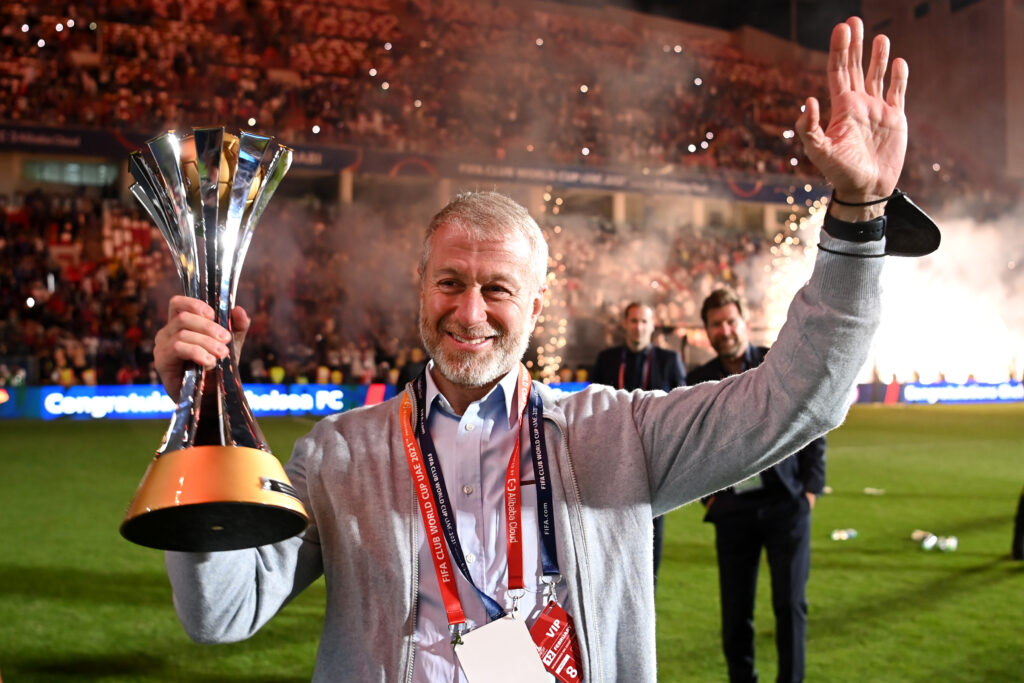 Roman Abramovich among seven oligarchs sanctioned by UK