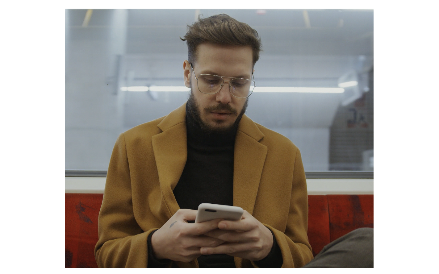 Got 10 minutes? Upgrade your Vodacom contract fast, and get your iPhone on the same day