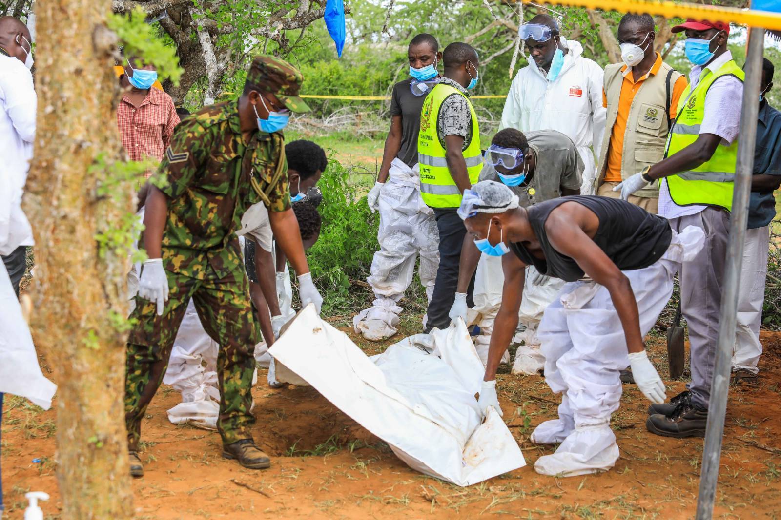 Kenya’s Christian cult: 90 bodies found