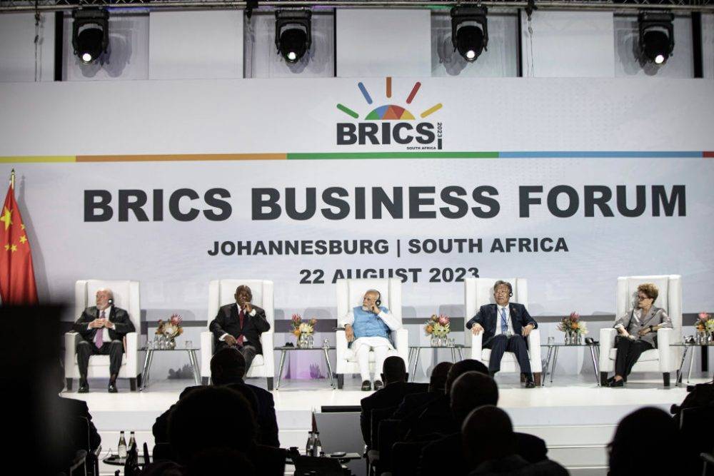 Brics leaders talk expansion amid ‘Cold War’