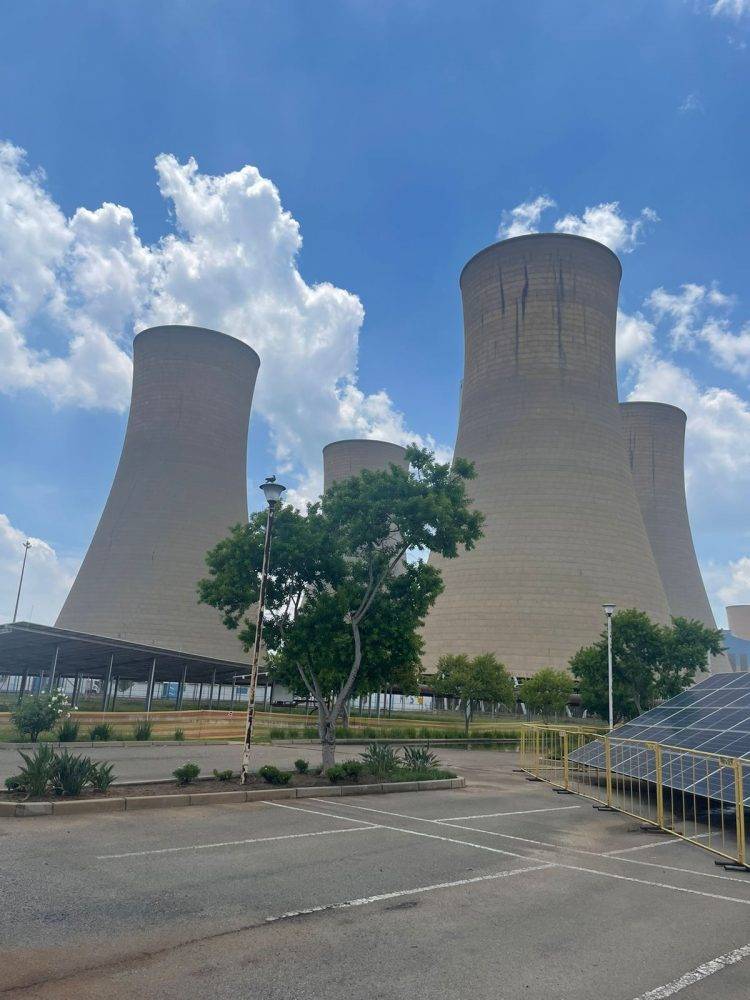 Tour of Komati power station reveals dilemmas