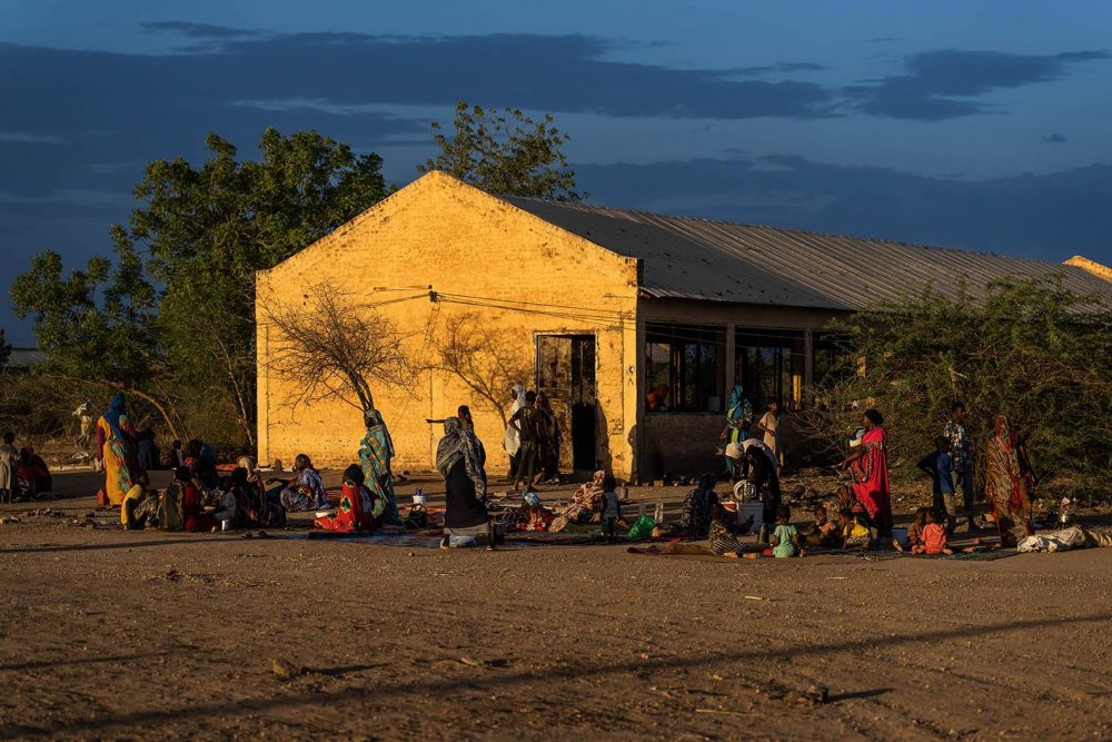 Sudanese Refugees And South Sudanese Returnees Traveling In Barges From Renk To Malakal Copy