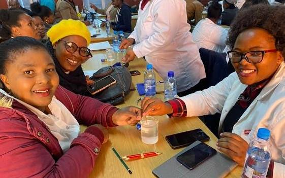 Advancing Inquiry-Based Natural Sciences in the Amathole East Education District of the Eastern Cape