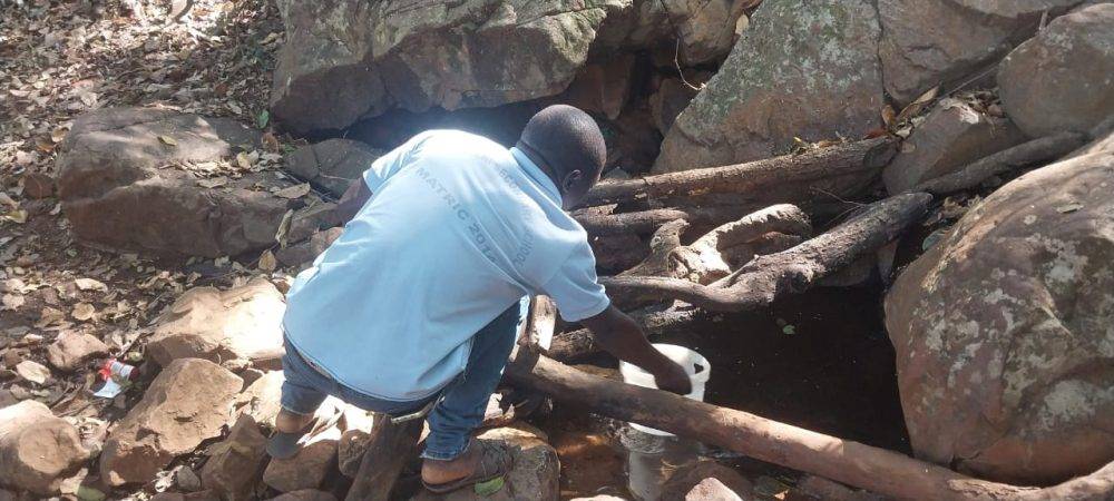 Life in VBS land: residents of the Vhembe District face long daily walks – and risk attacks by crocodiles –  in their struggle for water
